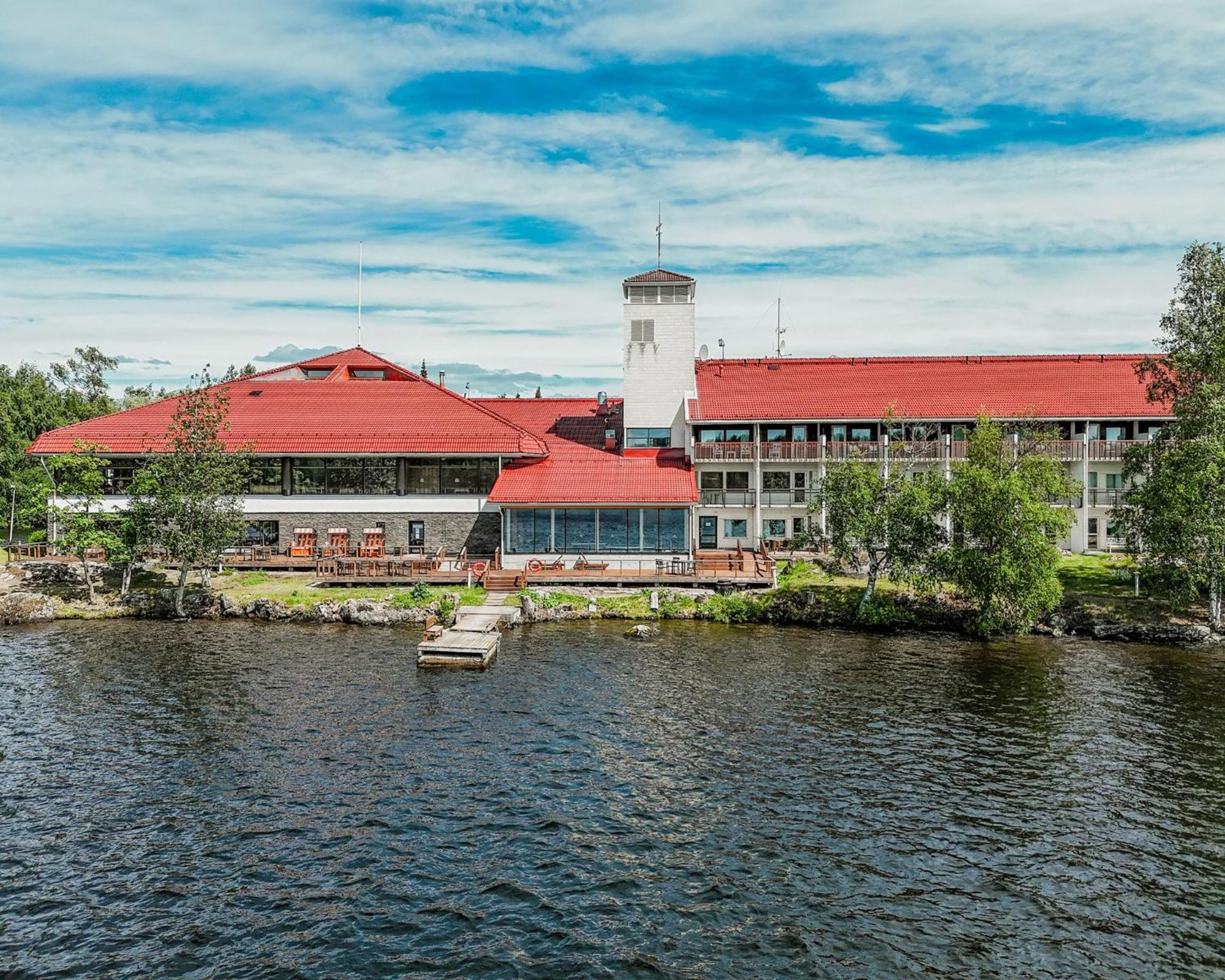 Hotel Kumpeli Spa เฮโนลา ภายนอก รูปภาพ